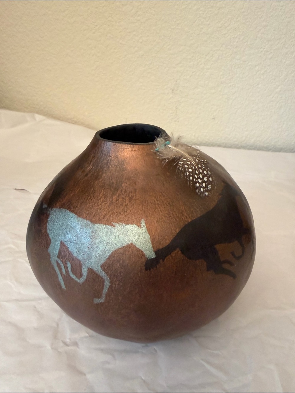 Galloping horses Handcrafted copper bronze Horse Motif Decorative Gourd Vase - Picture 6 of 10